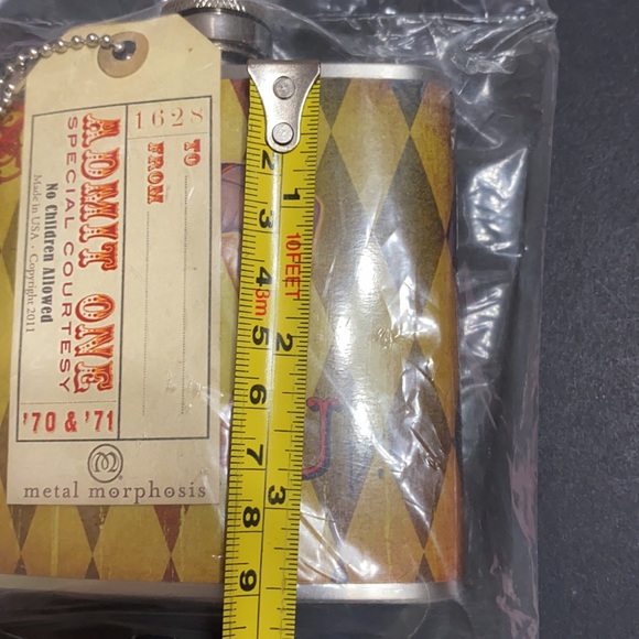 🖤NEW💕Metal Morphosis Bottoms Up flask - Picture 9 of 9